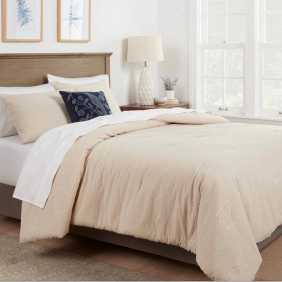 Threshold Other - Full / Queen Clipped Linework Comforter & Sham Set Khaki— Threshold